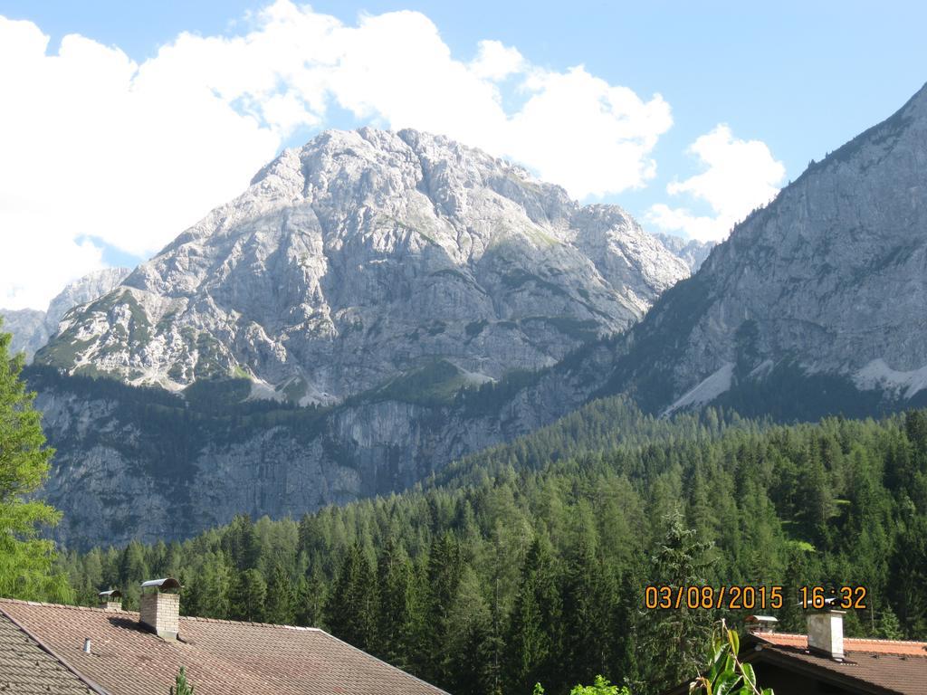 Gaestehaus Schoeneweiss Ehrwald Exteriér fotografie