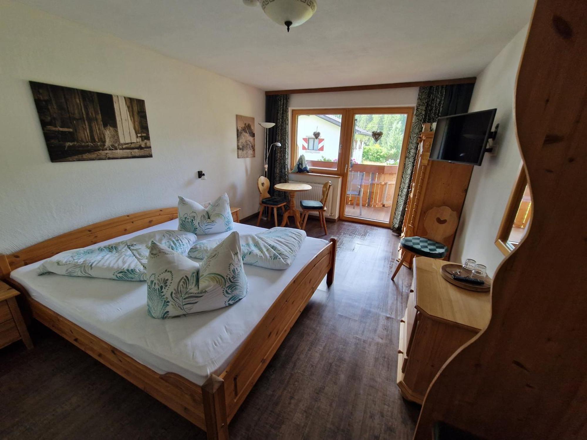 Gaestehaus Schoeneweiss Ehrwald Exteriér fotografie